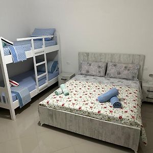 Camera con letto king size